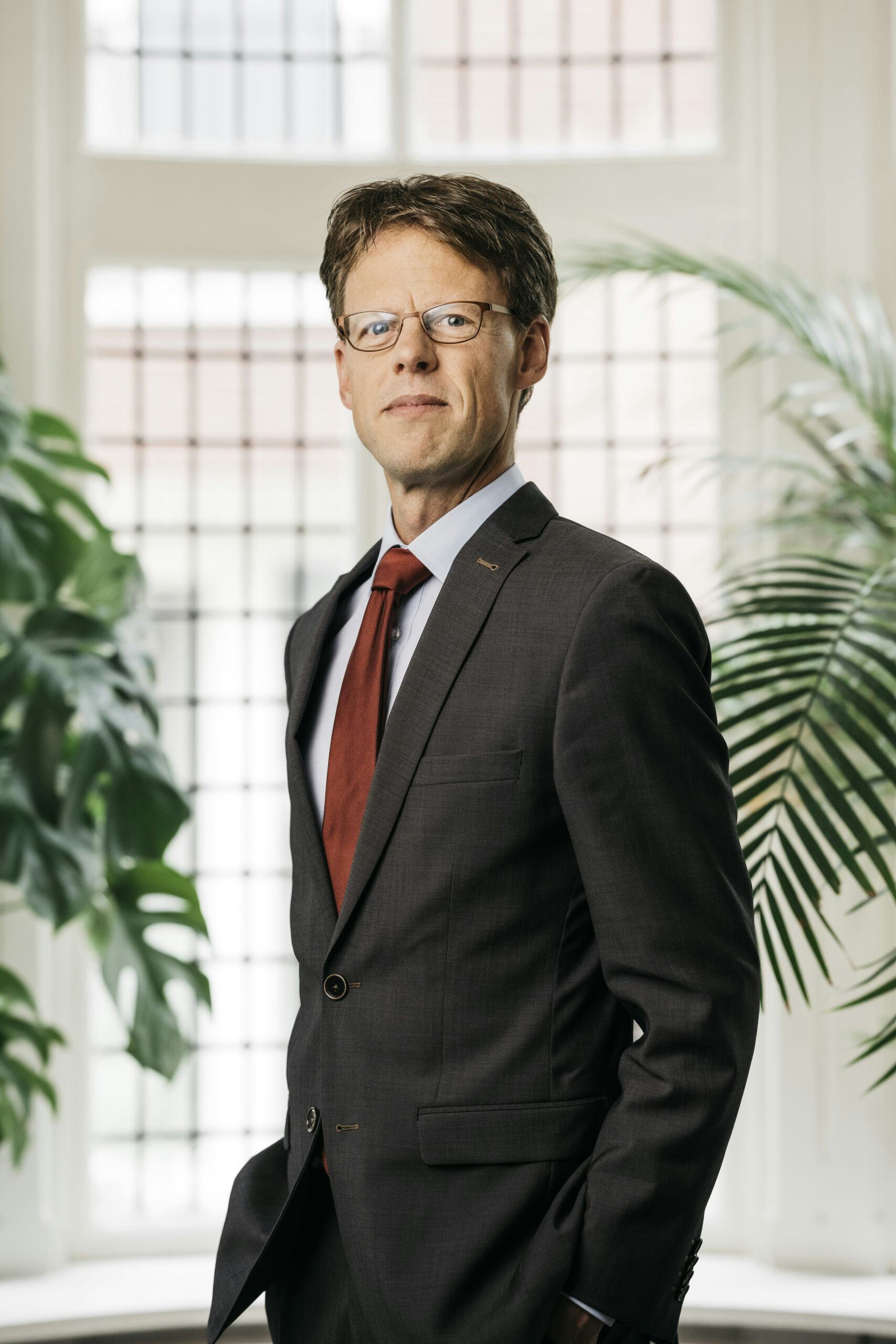 Koen Vermeulen, expert medezeggenschapsrecht bij GMW advocaten in Den Haag