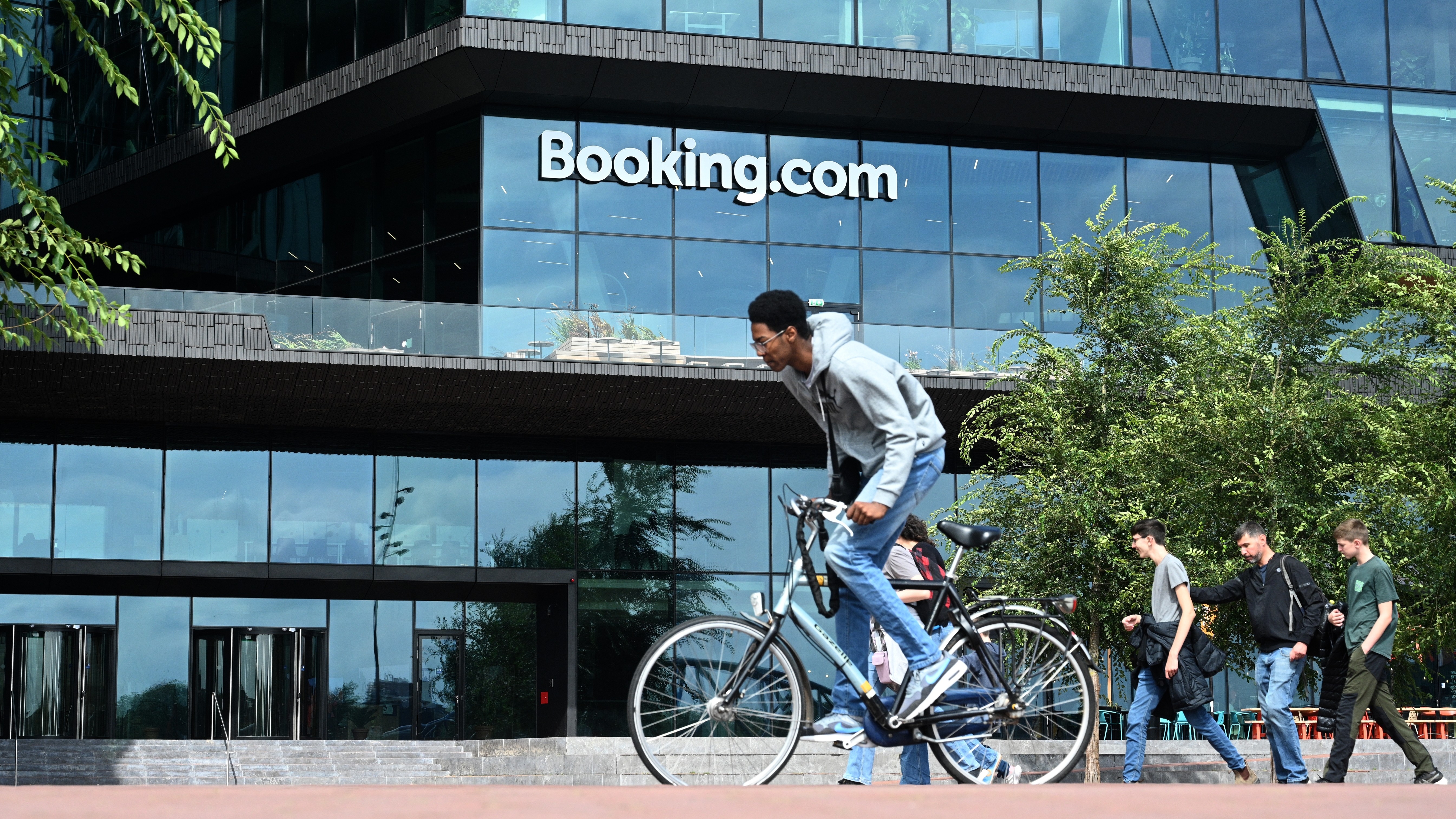 OR-voorzitter Booking: 'Aanwezigheid op kantoor moet middel zijn, geen doel'